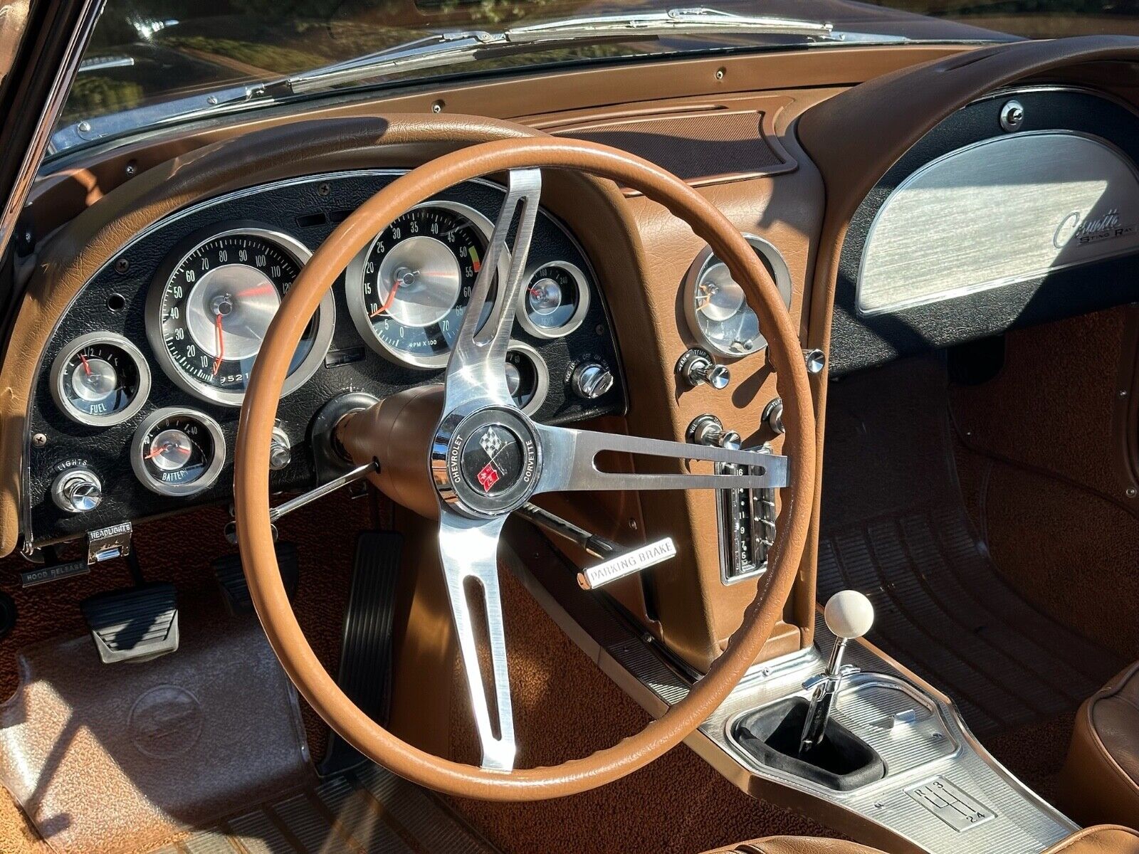 Chevrolet-Corvette-Cabriolet-1963-11