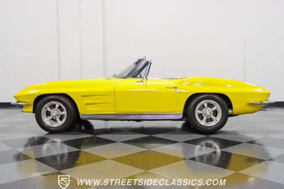 Chevrolet-Corvette-Cabriolet-1963-2