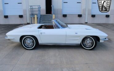 Chevrolet-Corvette-Cabriolet-1963-3