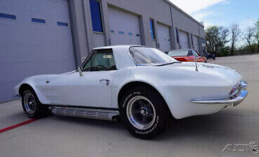 Chevrolet-Corvette-Cabriolet-1963-4