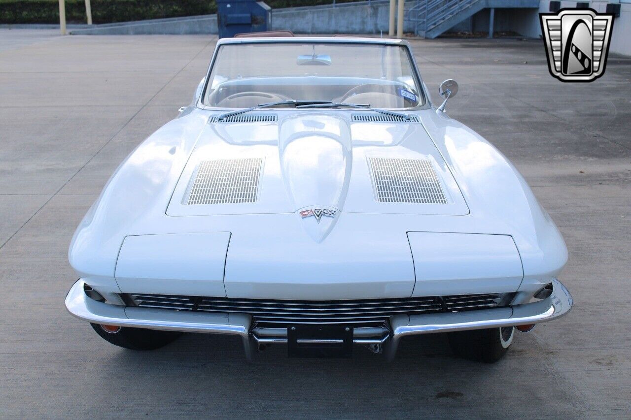 Chevrolet-Corvette-Cabriolet-1963-4