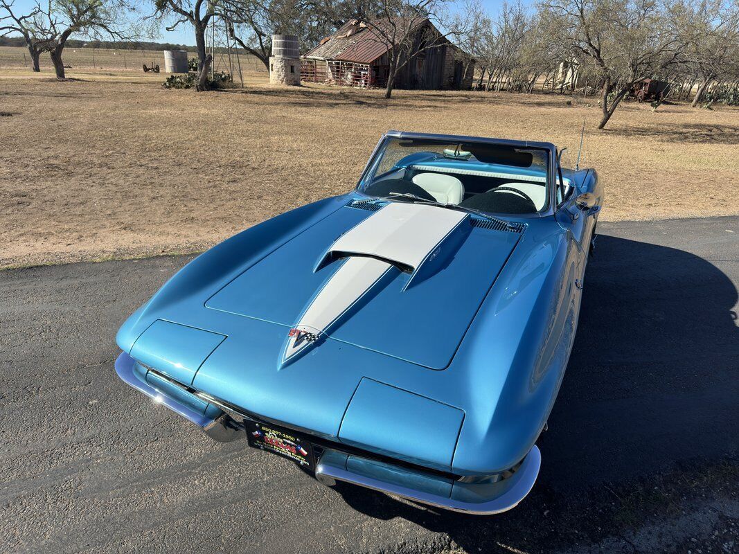 Chevrolet-Corvette-Cabriolet-1964-1