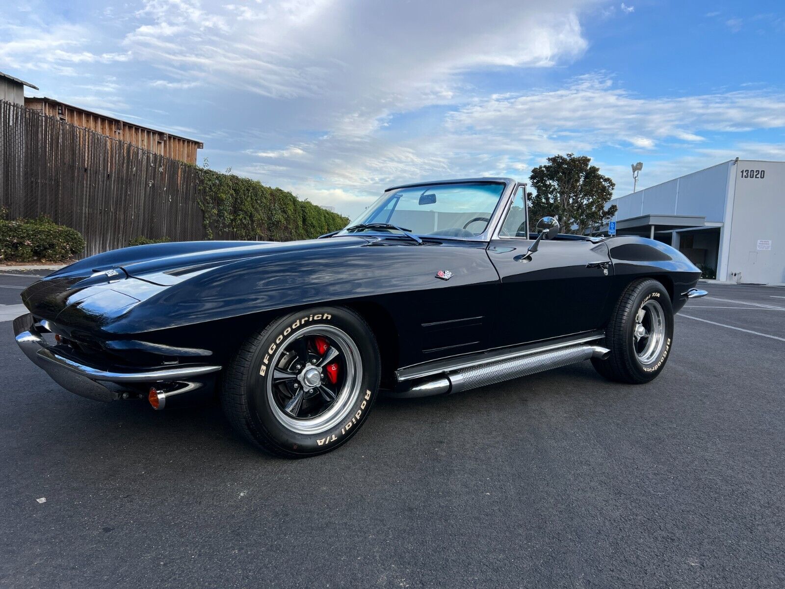 Chevrolet-Corvette-Cabriolet-1964-14