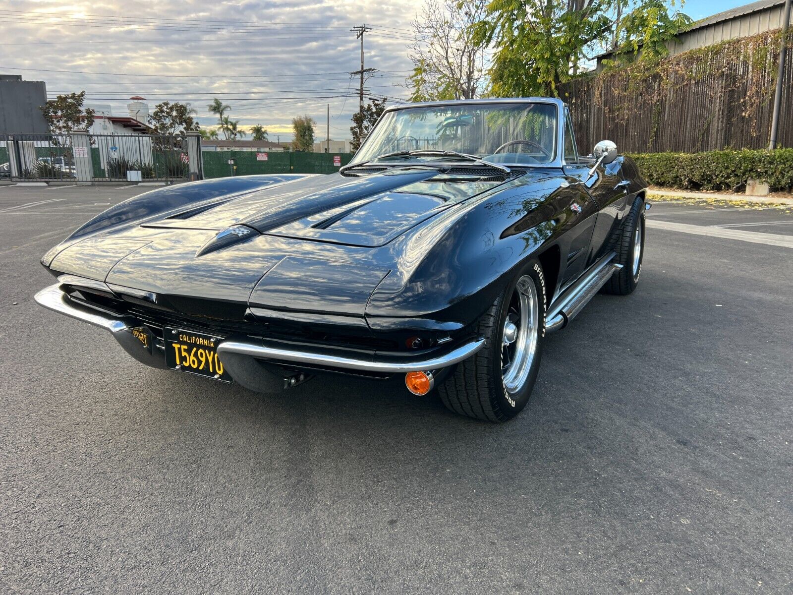 Chevrolet-Corvette-Cabriolet-1964-19