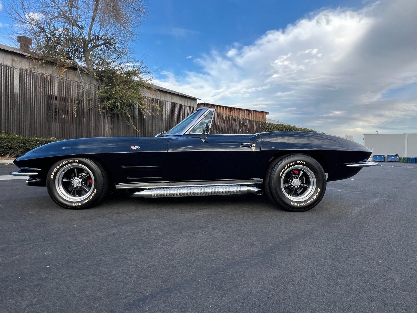 Chevrolet-Corvette-Cabriolet-1964-2