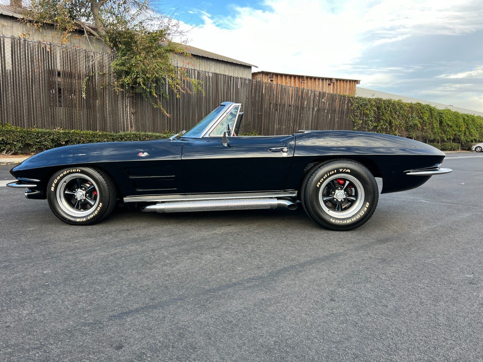 Chevrolet-Corvette-Cabriolet-1964-22