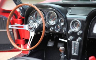 Chevrolet-Corvette-Cabriolet-1964-25