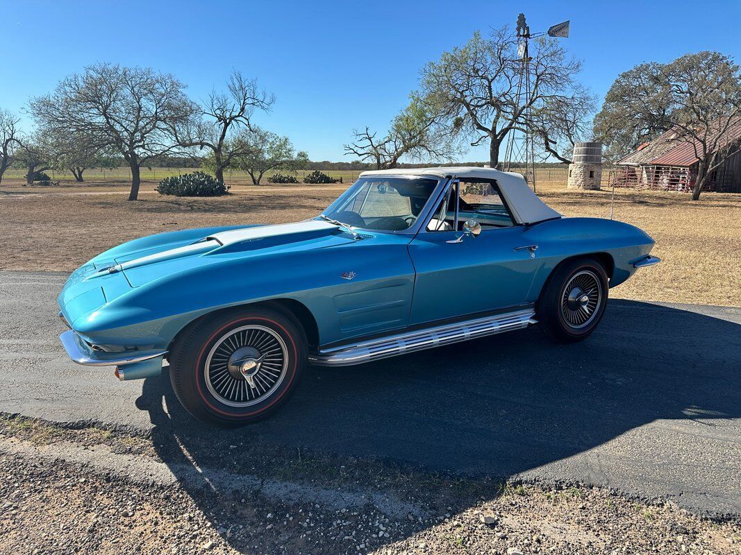 Chevrolet-Corvette-Cabriolet-1964-3