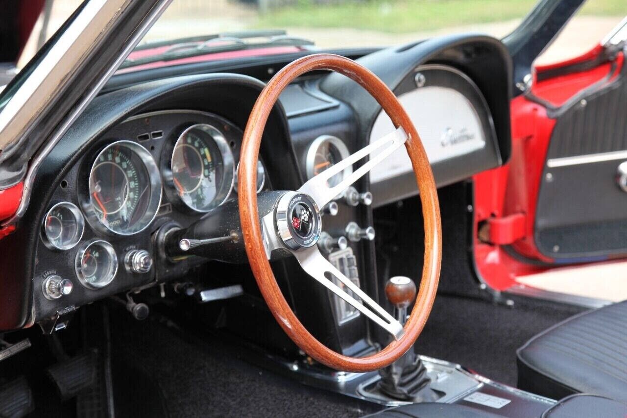 Chevrolet-Corvette-Cabriolet-1964-30