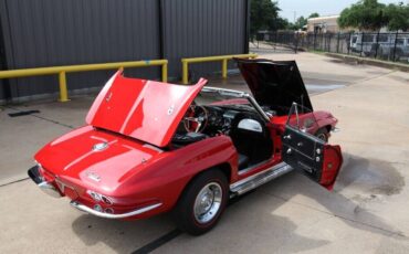 Chevrolet-Corvette-Cabriolet-1964-36