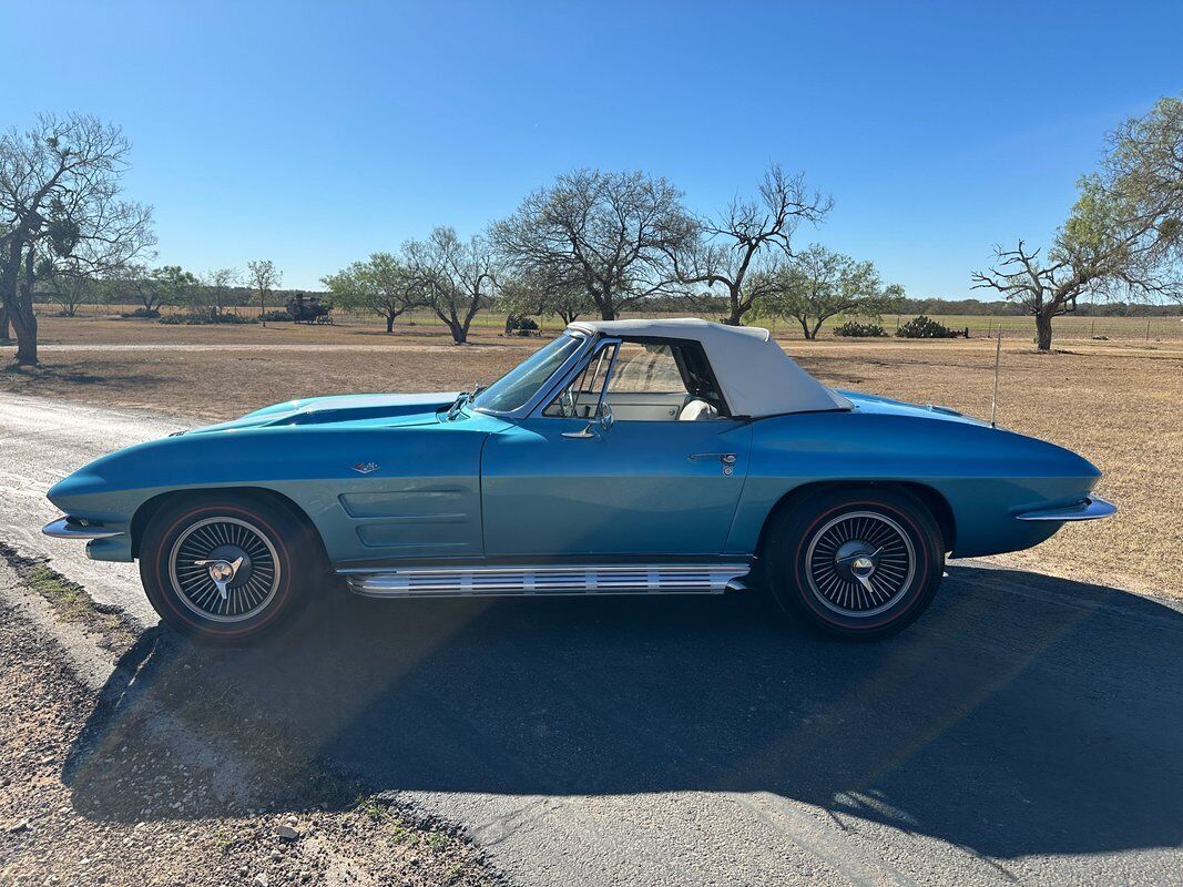 Chevrolet-Corvette-Cabriolet-1964-8