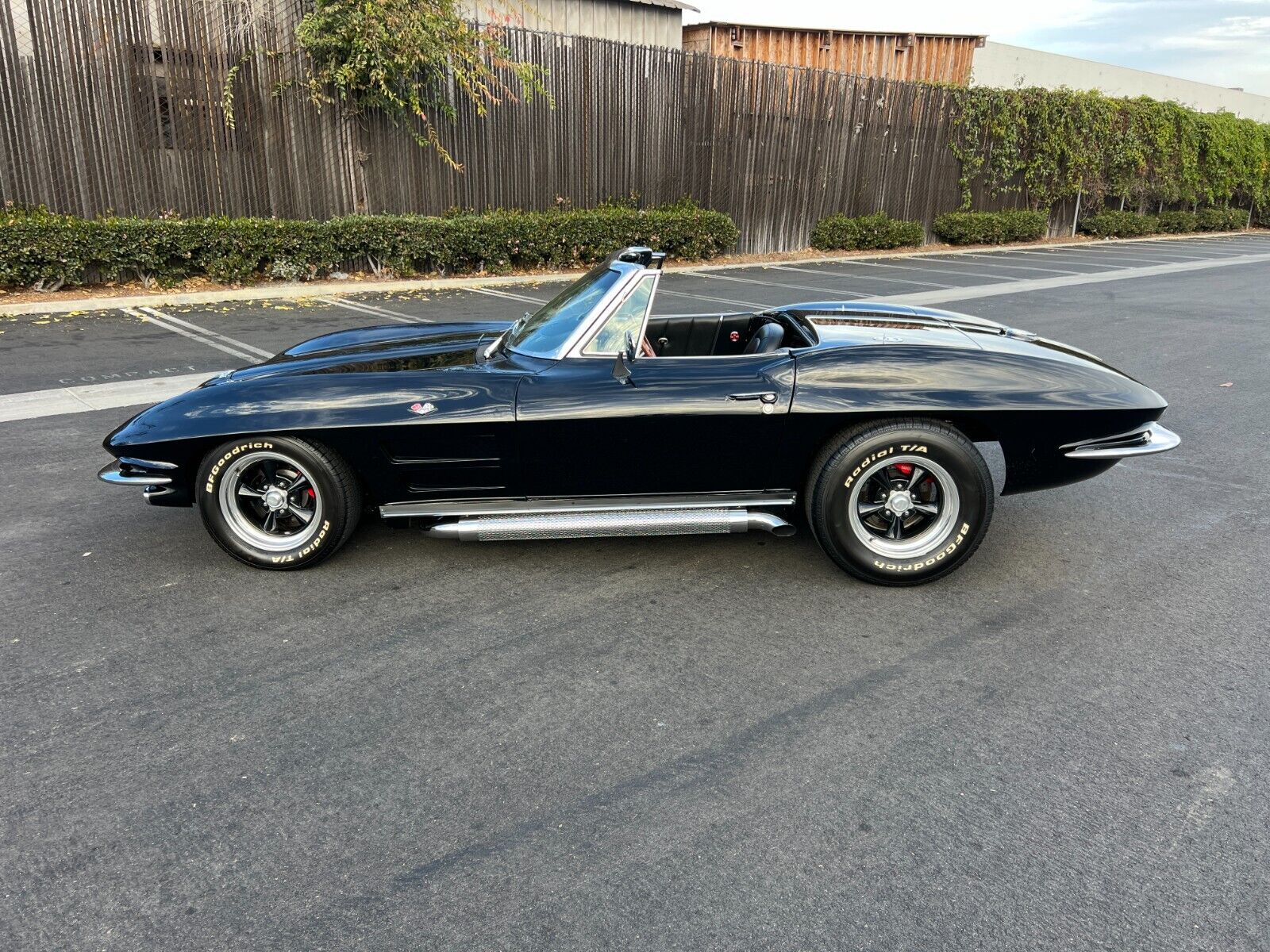 Chevrolet-Corvette-Cabriolet-1964-9