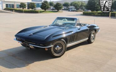 Chevrolet-Corvette-Cabriolet-1965-2