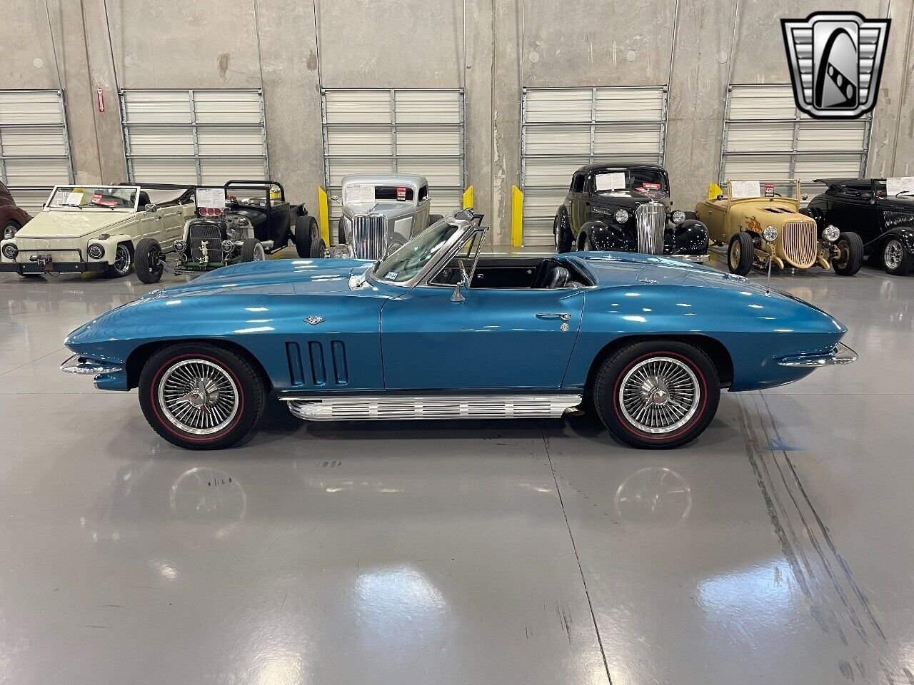 Chevrolet-Corvette-Cabriolet-1965-3