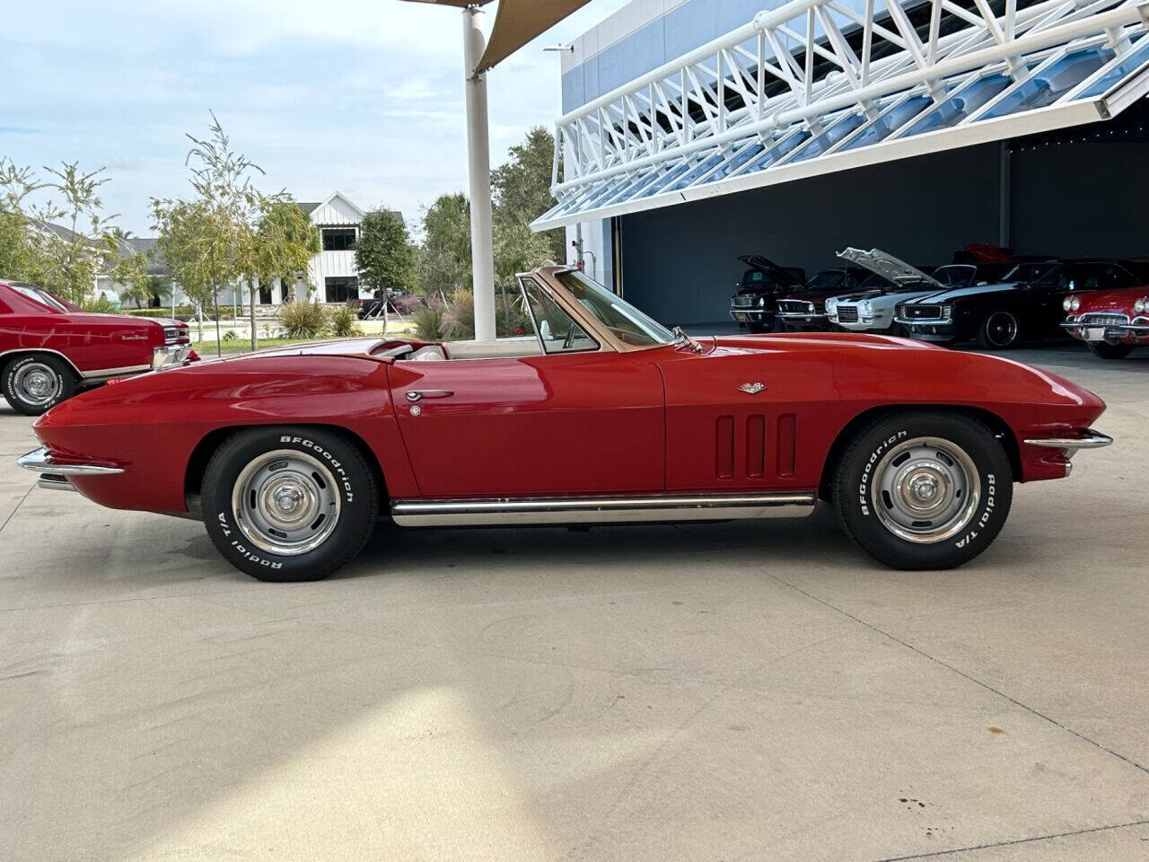 Chevrolet-Corvette-Cabriolet-1965-3