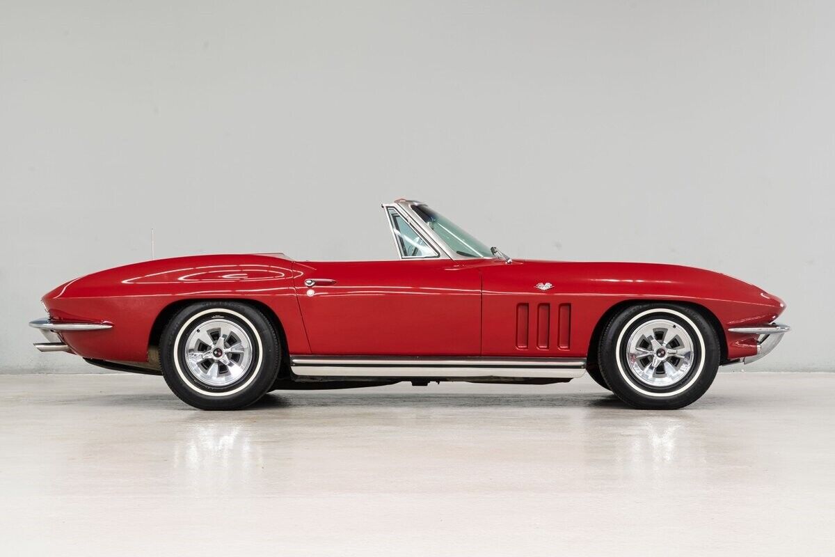 Chevrolet-Corvette-Cabriolet-1965-7