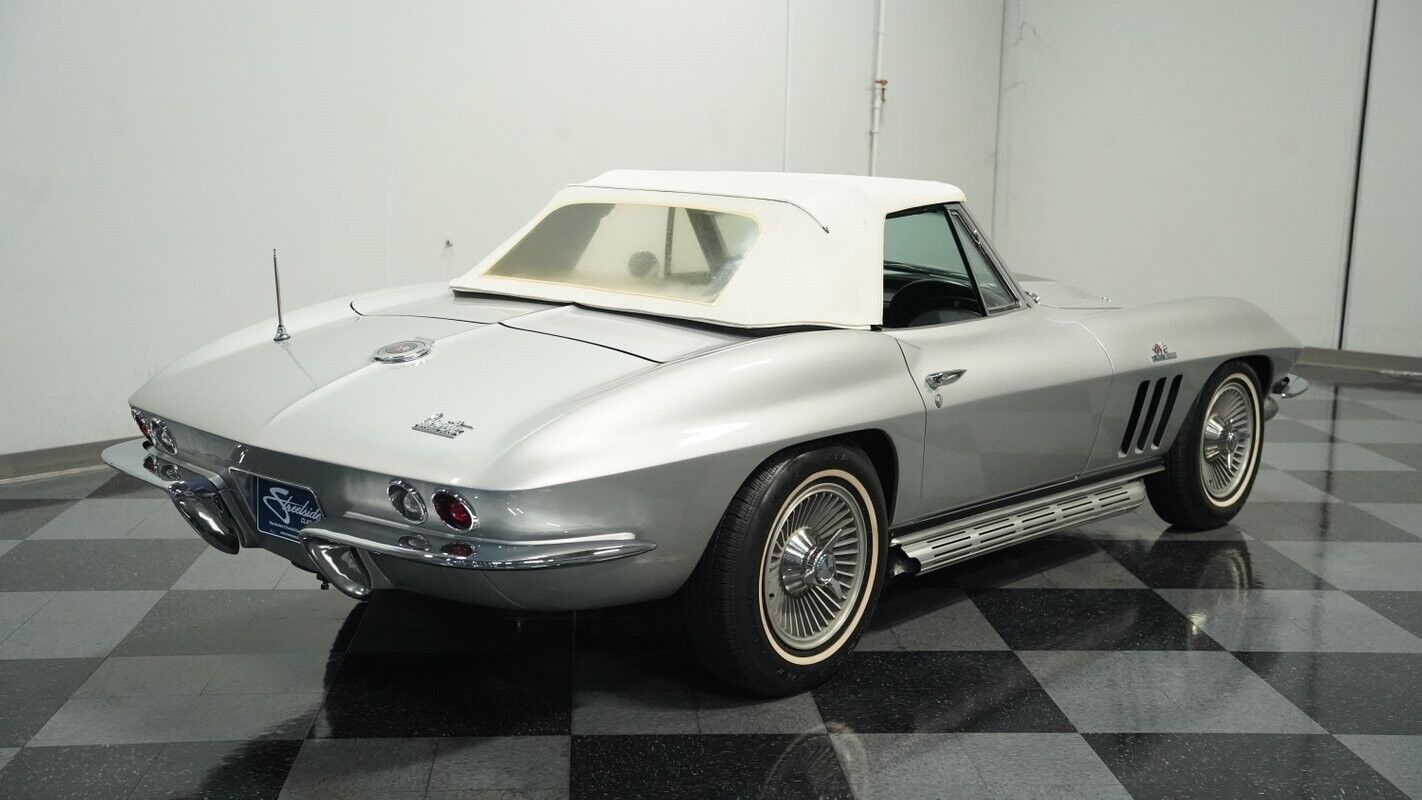 Chevrolet-Corvette-Cabriolet-1966-11