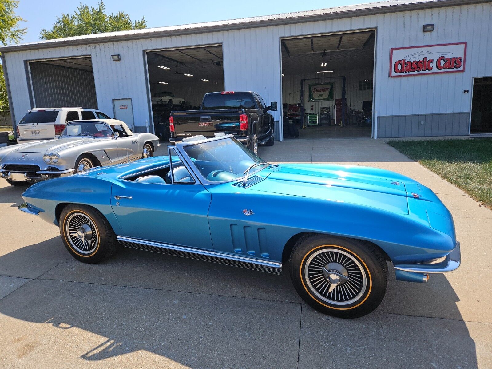 Chevrolet-Corvette-Cabriolet-1966-18