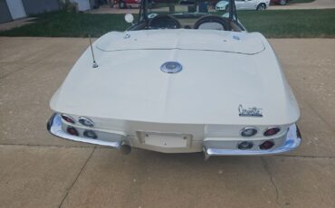 Chevrolet-Corvette-Cabriolet-1966-19