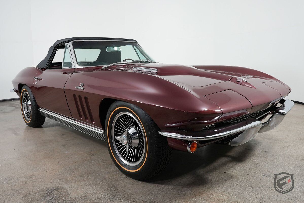 Chevrolet-Corvette-Cabriolet-1966-2