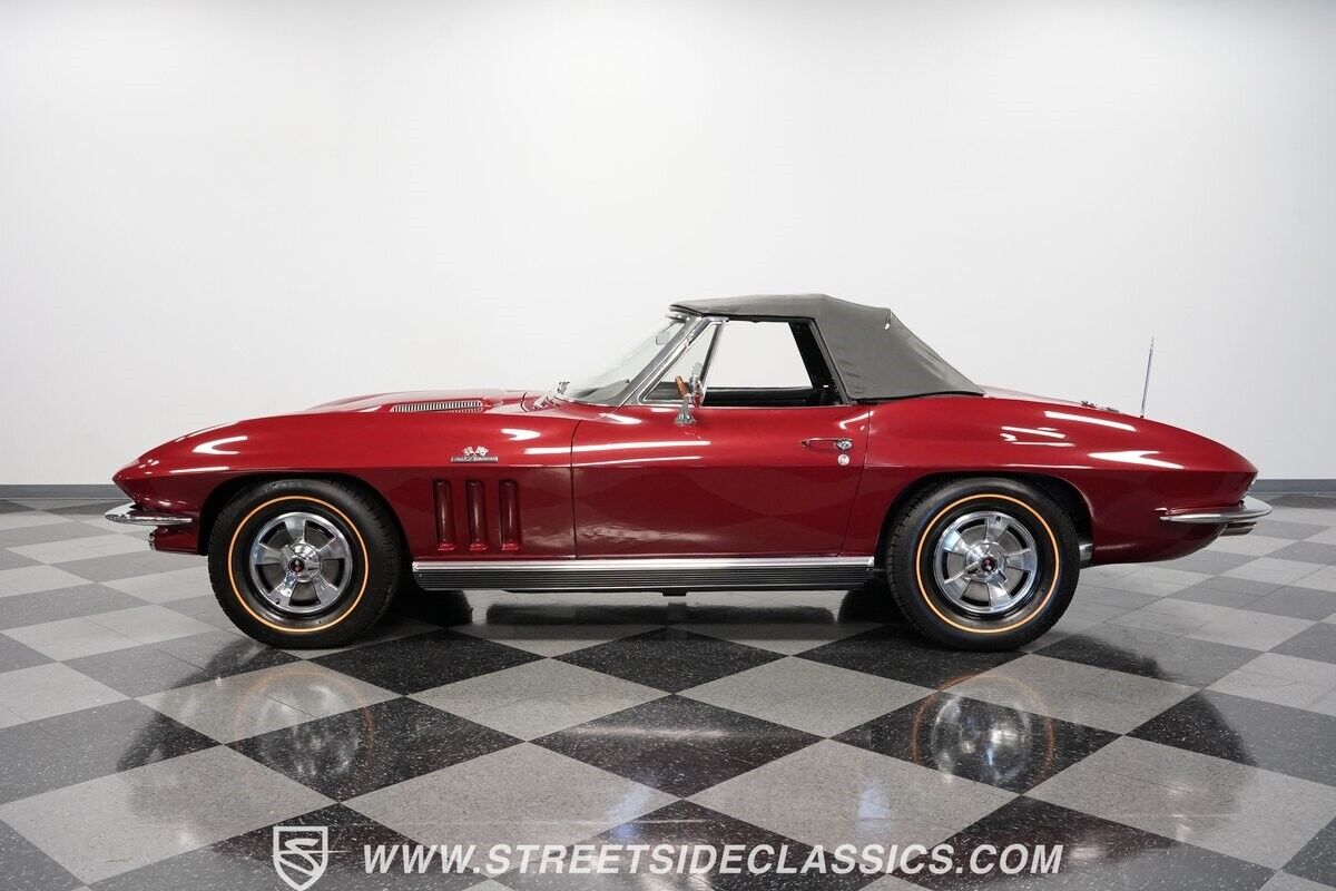 Chevrolet-Corvette-Cabriolet-1966-2