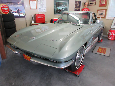 Chevrolet-Corvette-Cabriolet-1966-2