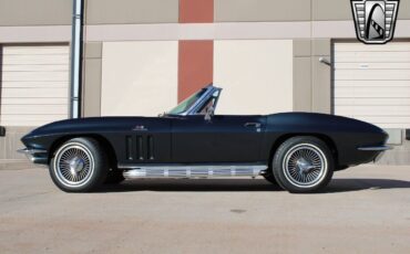 Chevrolet-Corvette-Cabriolet-1966-3