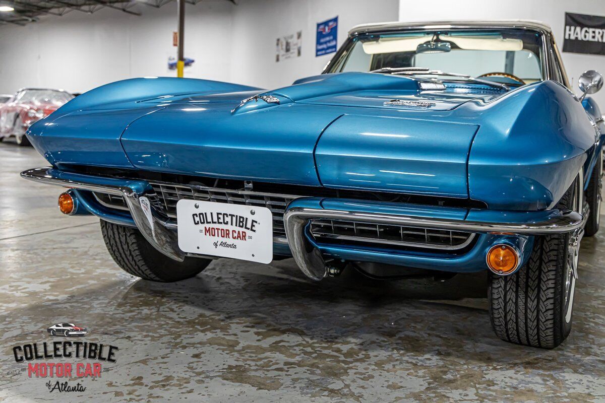 Chevrolet-Corvette-Cabriolet-1966-33