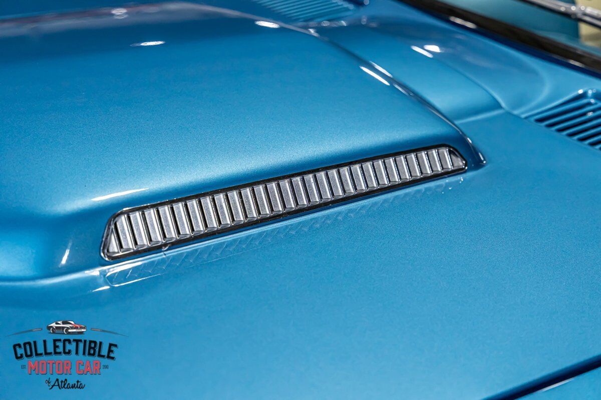 Chevrolet-Corvette-Cabriolet-1966-38