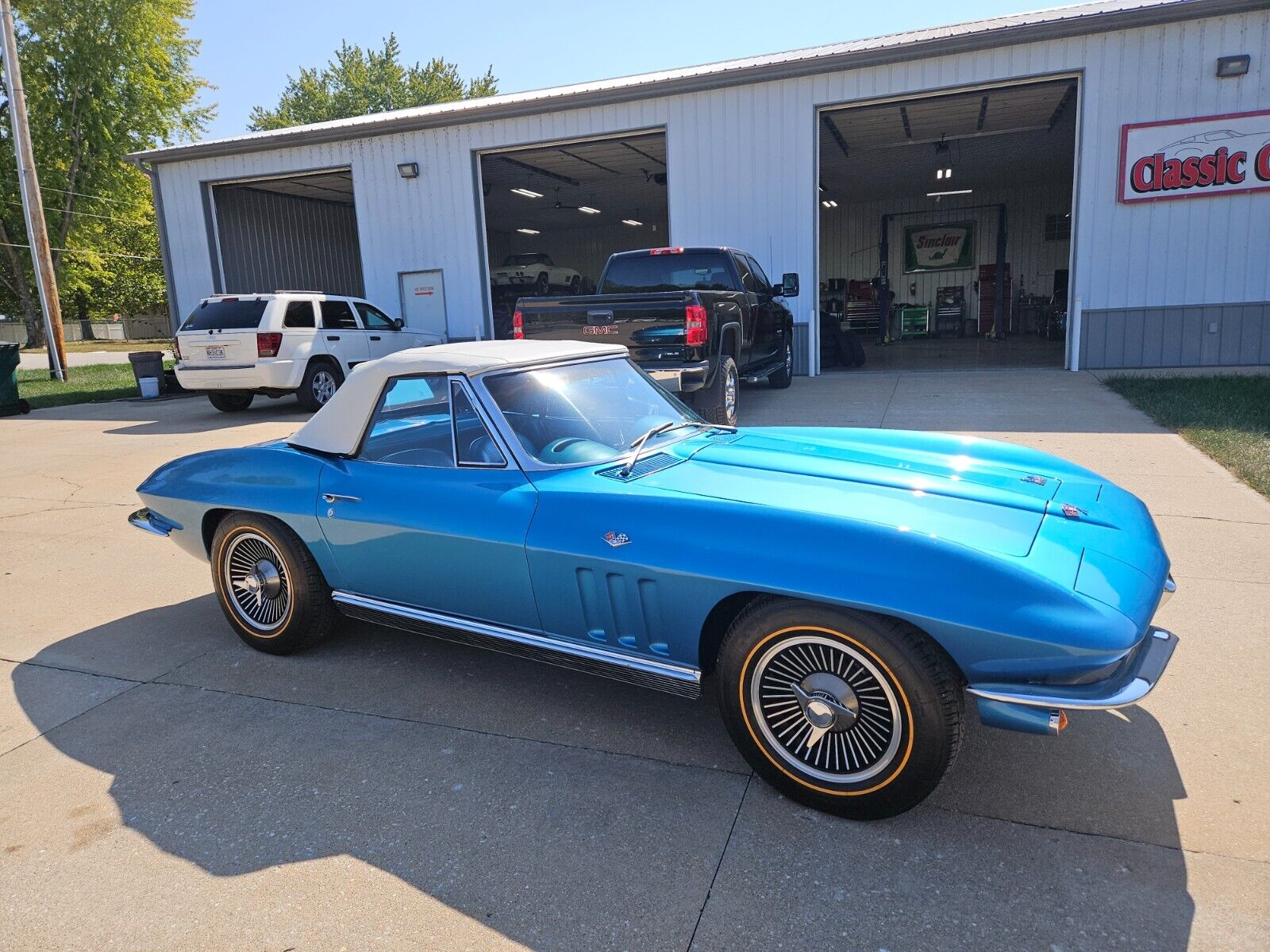 Chevrolet-Corvette-Cabriolet-1966-6