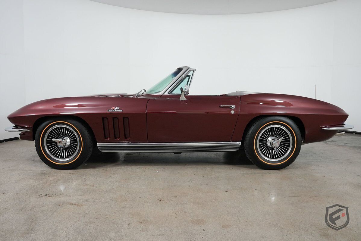 Chevrolet-Corvette-Cabriolet-1966-7