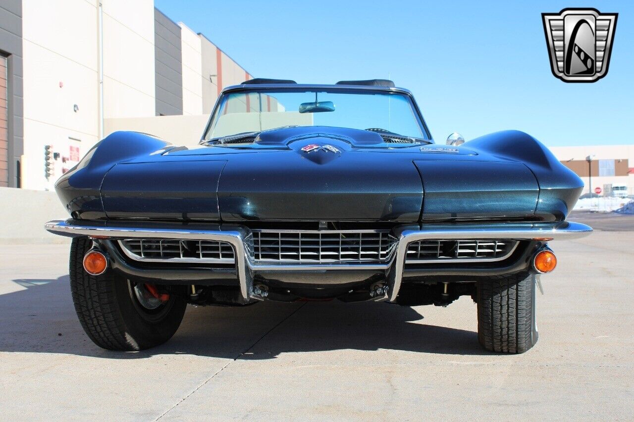 Chevrolet-Corvette-Cabriolet-1966-9