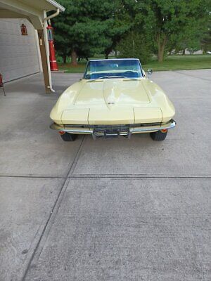 Chevrolet-Corvette-Cabriolet-1967-1