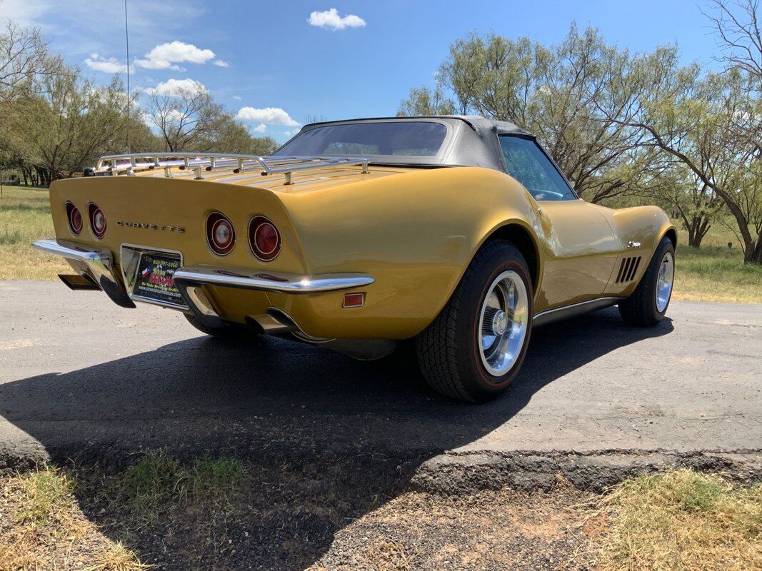 Chevrolet-Corvette-Cabriolet-1969-5