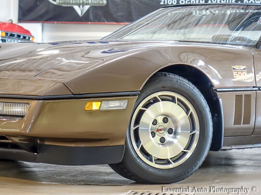 Chevrolet-Corvette-Cabriolet-1986-3