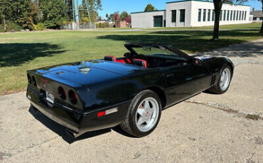 Chevrolet-Corvette-Cabriolet-1987-10