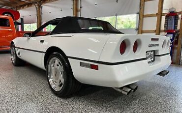 Chevrolet-Corvette-Cabriolet-1989-4