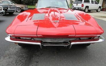 Chevrolet-Corvette-Coupe-1963-1