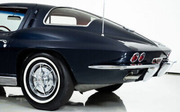 Chevrolet-Corvette-Coupe-1963-12