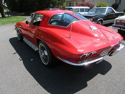 Chevrolet-Corvette-Coupe-1963-13