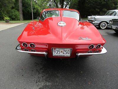 Chevrolet-Corvette-Coupe-1963-5