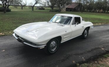 Chevrolet Corvette Coupe 1964