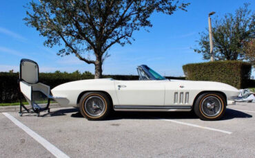 Chevrolet-Corvette-Coupe-1965-4