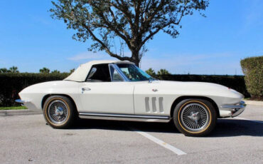 Chevrolet-Corvette-Coupe-1965-5