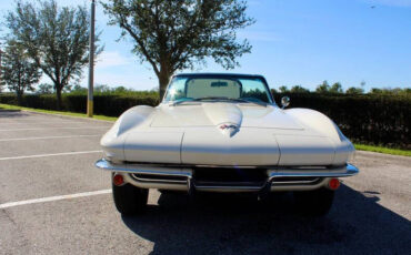 Chevrolet-Corvette-Coupe-1965-9