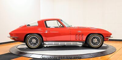 Chevrolet-Corvette-Coupe-1966-6