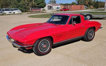 Chevrolet-Corvette-Coupe-1967-1