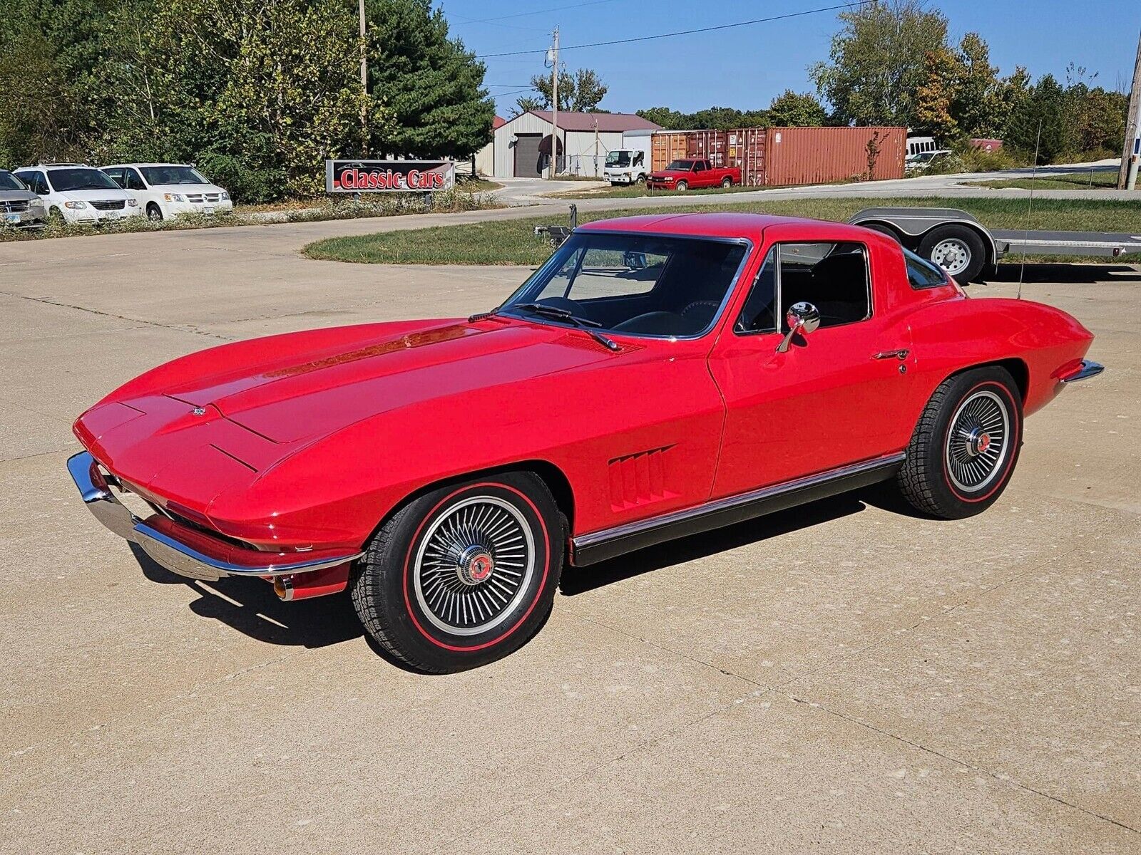 Chevrolet-Corvette-Coupe-1967-1