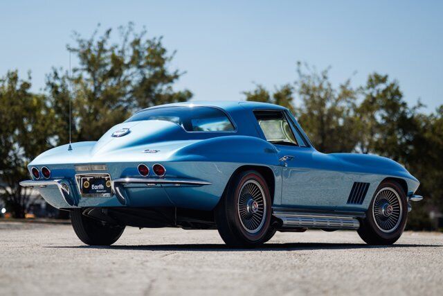 Chevrolet-Corvette-Coupe-1967-11