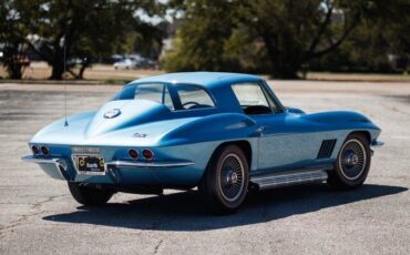 Chevrolet-Corvette-Coupe-1967-12